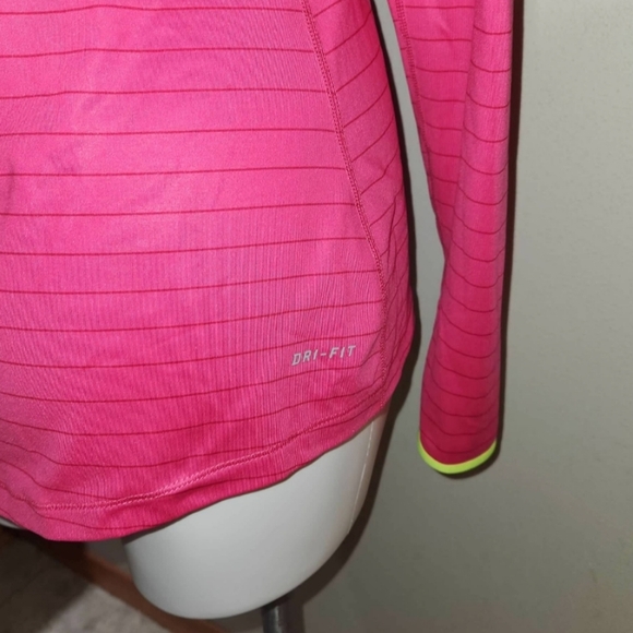 Women's NIKE Dri-Fit 1/2 Zip Long Sleeve - Picture 4 of 6